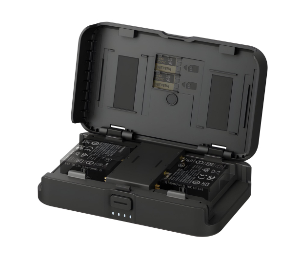 Insta360 Portable Charging Case - etui z funkcją ładowania baterii - 1327596 - zdjęcie